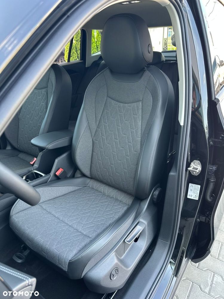 Volkswagen Tiguan - 14