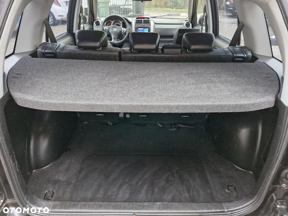 Suzuki Grand Vitara 1.9 DDiS Premium - 28