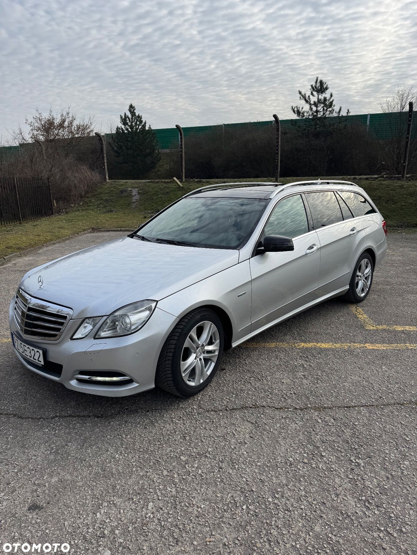 Mercedes-Benz Klasa E 200 T CDI DPF BlueEFFICIENCY Automatik Avantgarde - 1