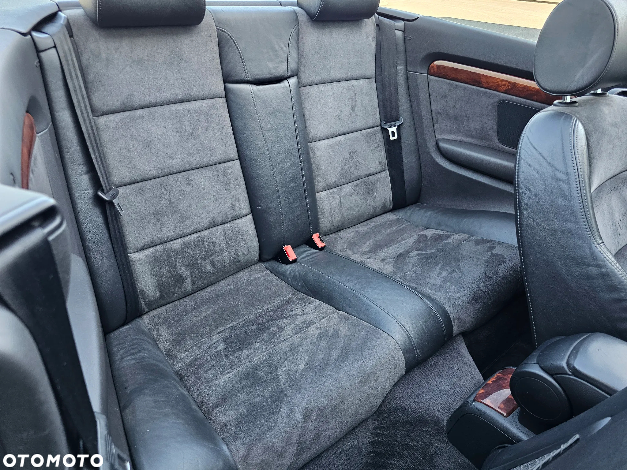 Audi A4 Cabriolet 2.4 - 13