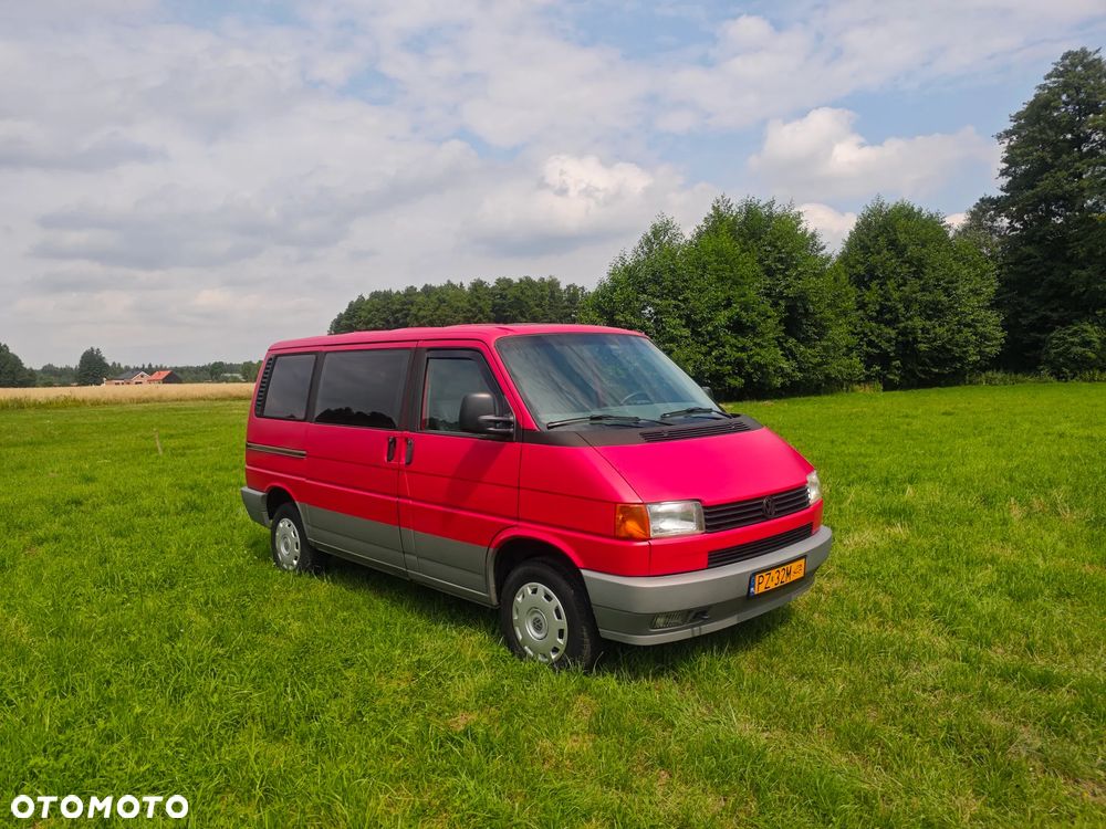 Volkswagen Multivan - 2