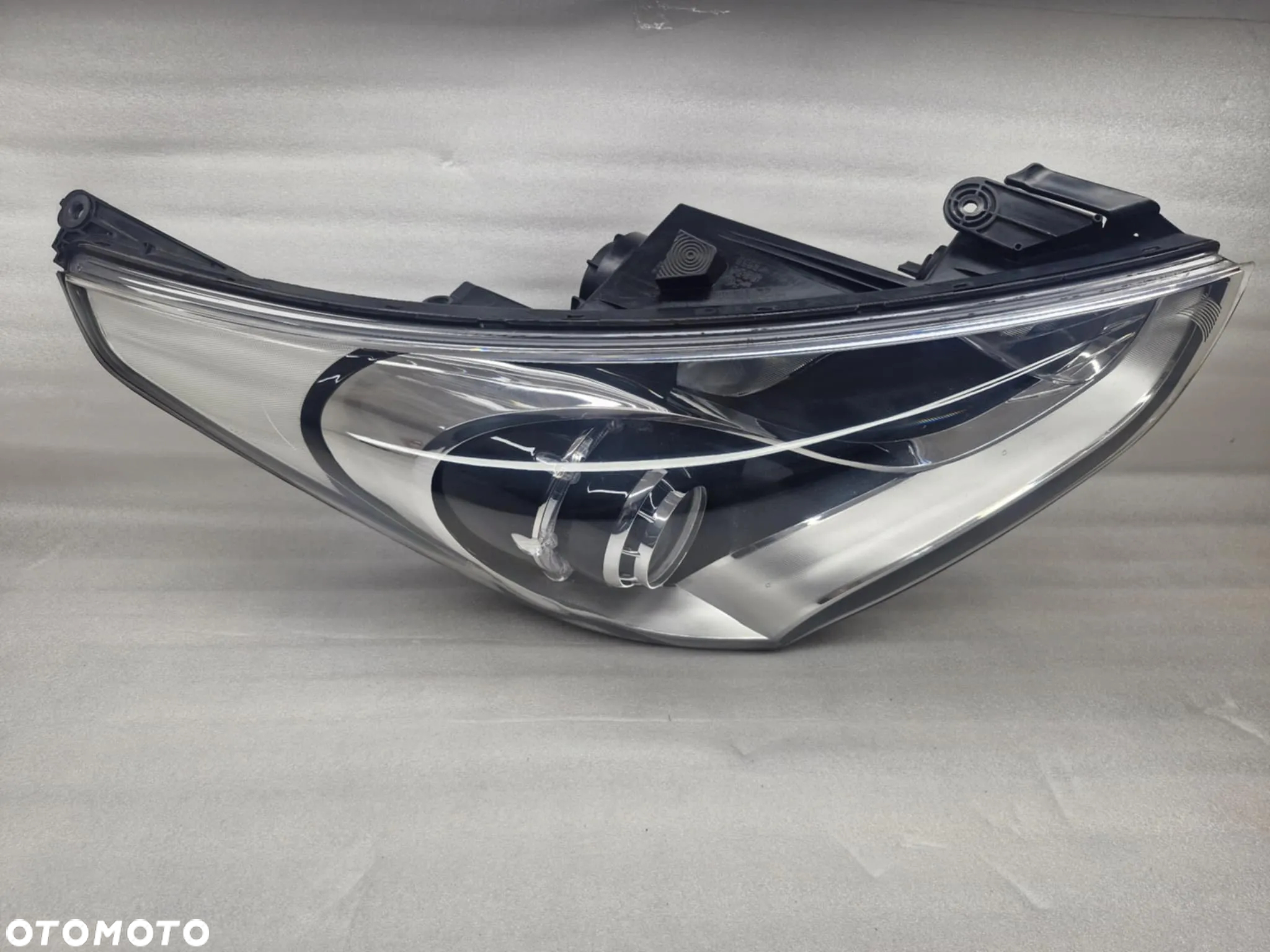 HYUNDAI VELOSTER LED LAMPA LEWA/PRAWA PRZÓD 92101-2V160/92102-2V160 KOMPLET - 24
