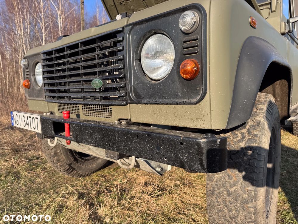 Land Rover Defender - 10