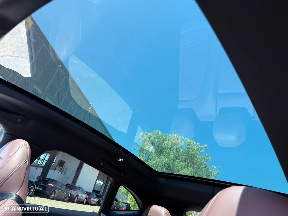 Aston Martin DBX Standard - 10