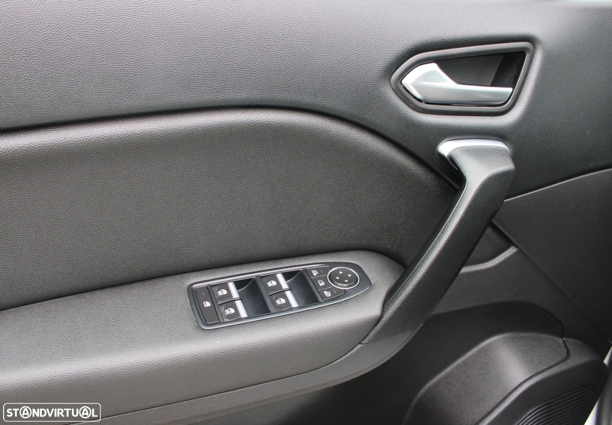 Renault Captur 1.6 E-Tech Plug-In Intens - 16