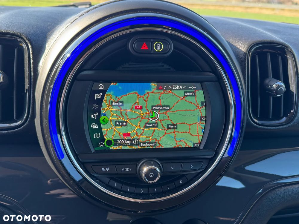 MINI Countryman One Essential Trim - 8