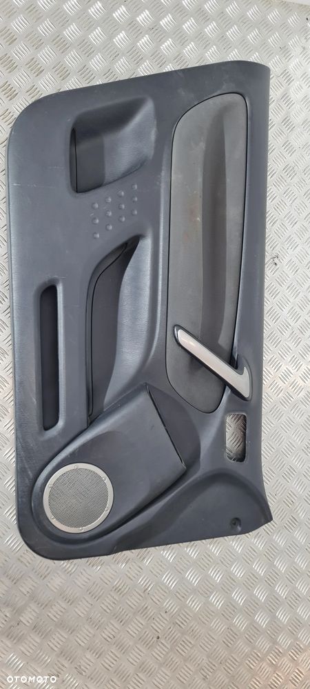 Toyota Rav4 II Tapicerka Boczek Drzwi Lewy Przód - 1