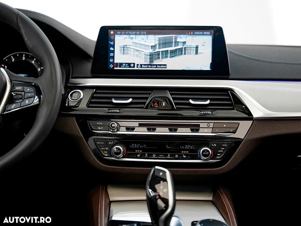 BMW Seria 5 2017 benzină, 17.900 € — imagine 18