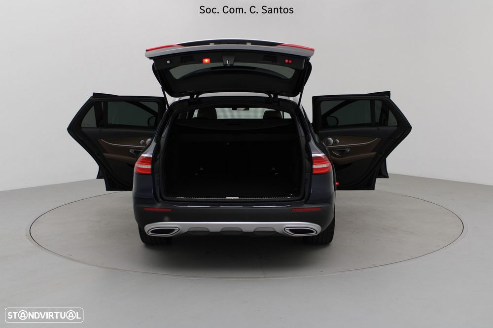Mercedes-Benz E 220 d 4-Matic All Terrain Avantgarde - 11