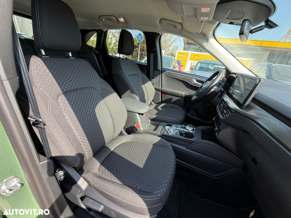 Ford Kuga 2.5 Duratec FWD PHEV Titanium - 17