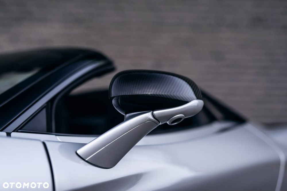 McLaren 720S Spider - 21