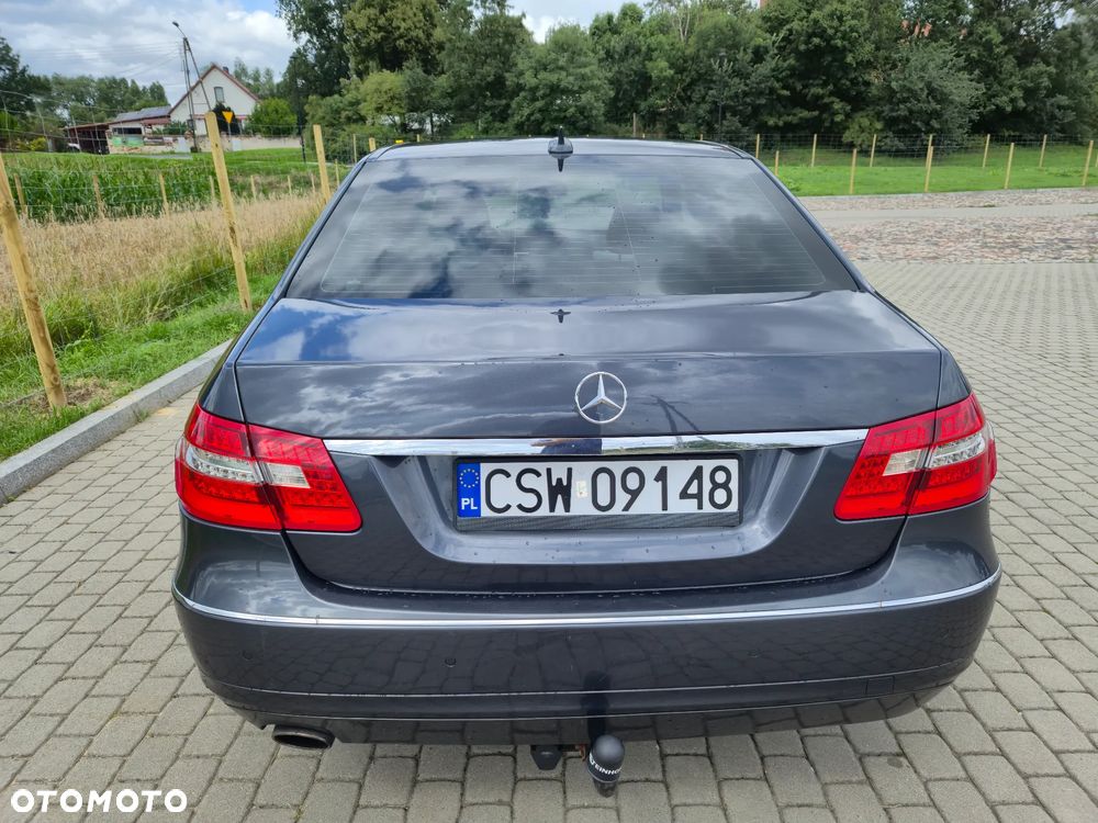 Mercedes-Benz Klasa E - 8