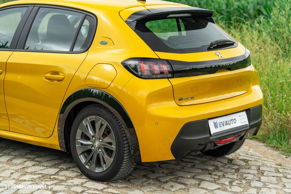 Peugeot e-208 50 kWh Active Pack - 5