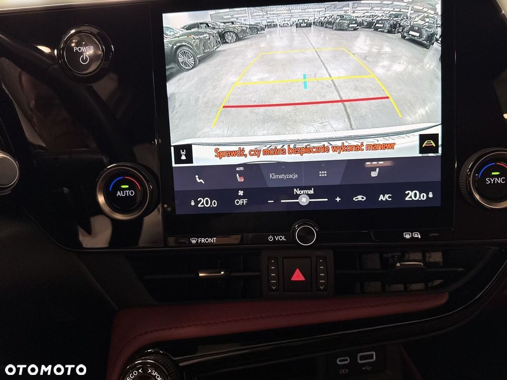 Lexus NX 350h Business AWD - 21