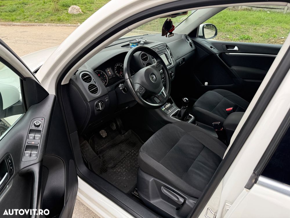 Volkswagen Tiguan - 6