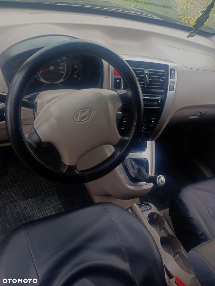 Hyundai Tucson 2.0 CRDi Active - 6