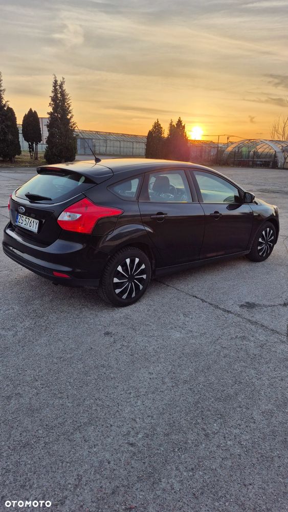 Ford Focus 1.6 Trend - 6