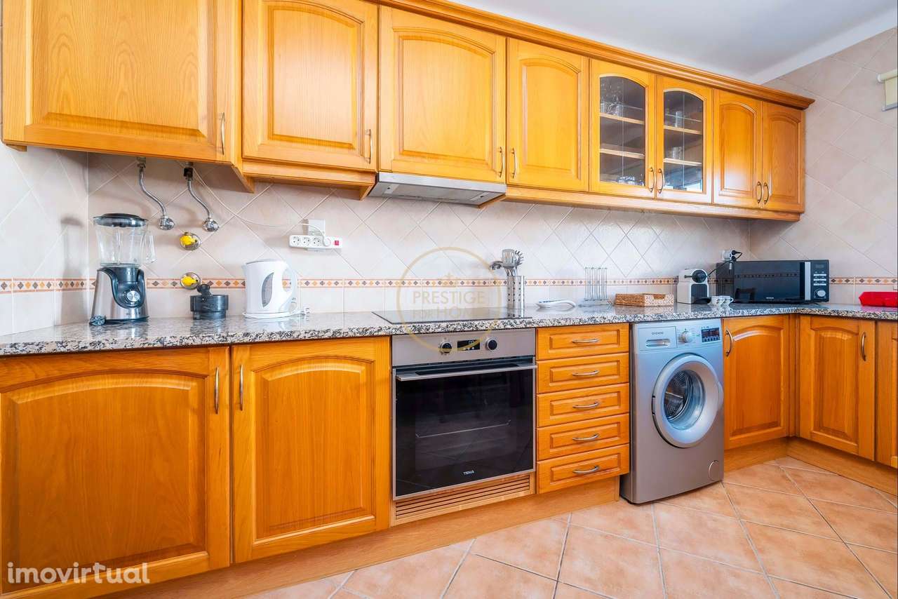 Apartamento T2 Mobilado e equipado, Ar condicionado e Estacionamento e - Grande imagem: 3/42