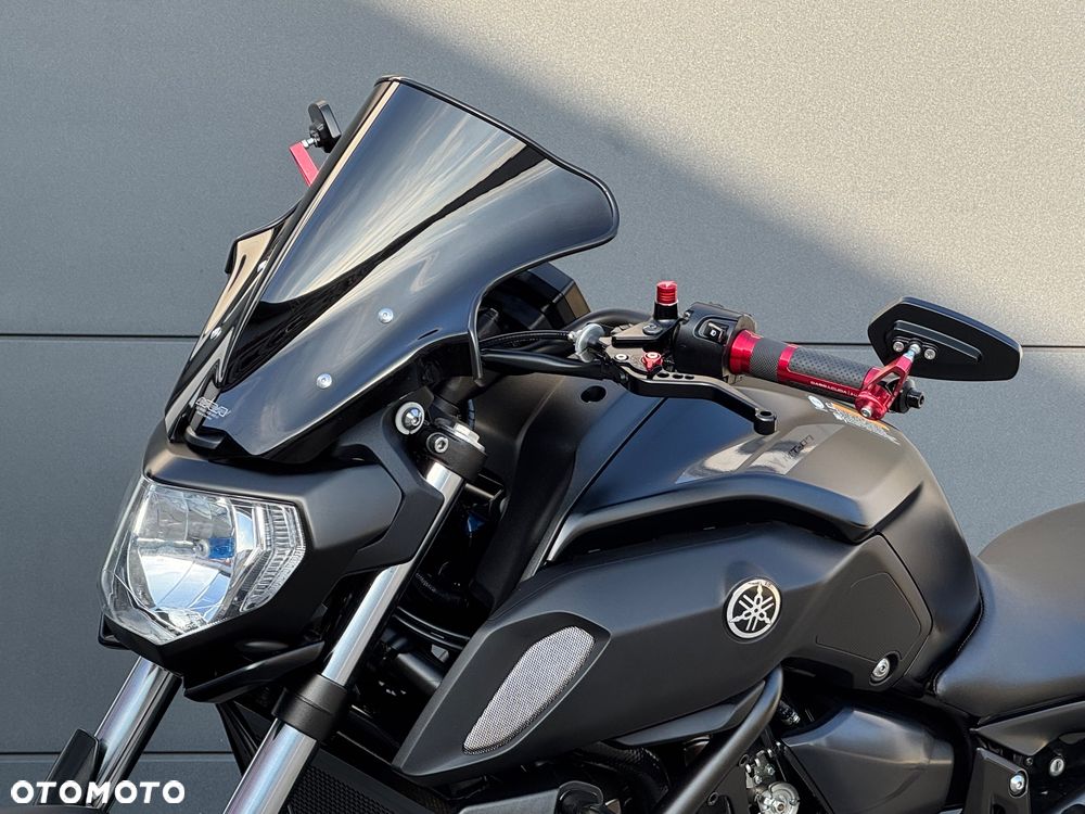 Yamaha MT - 28