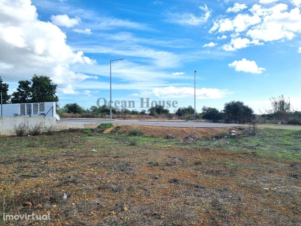 Terreno com projeto aprovado para 5 moradias - Ferreiras, Albufeira - Grande imagem: 3/6
