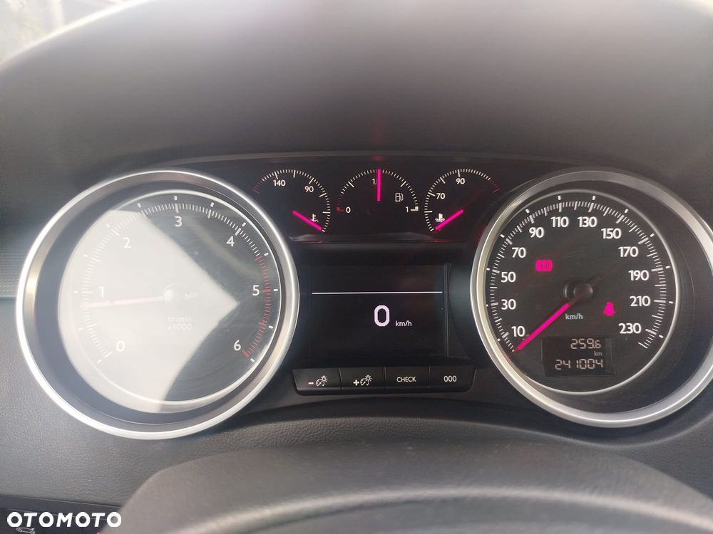 Peugeot 508 BlueHDi 150 Stop&Start Allure - 19
