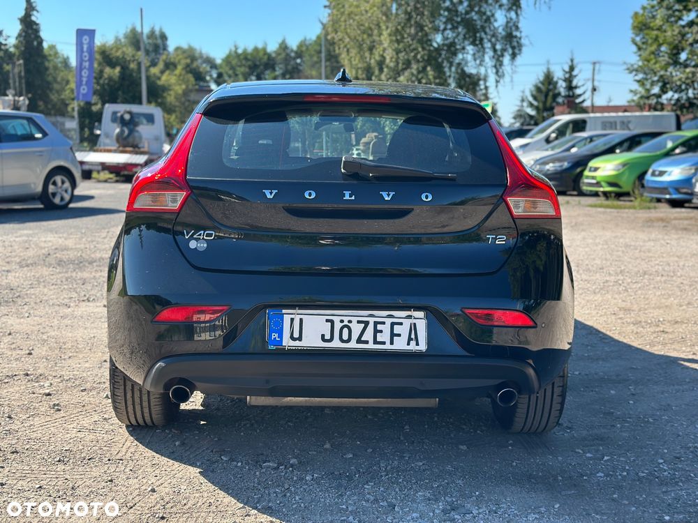 Volvo V40 T2 - 13