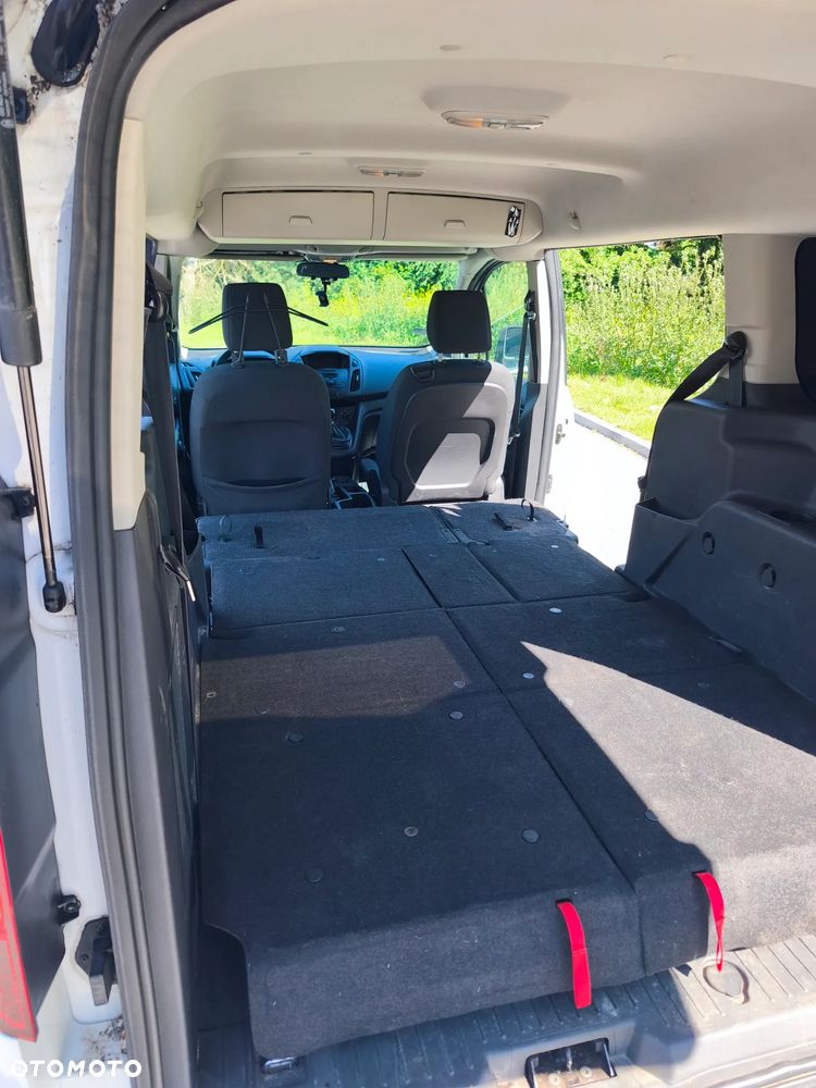Ford Tourneo Connect Grand - 9