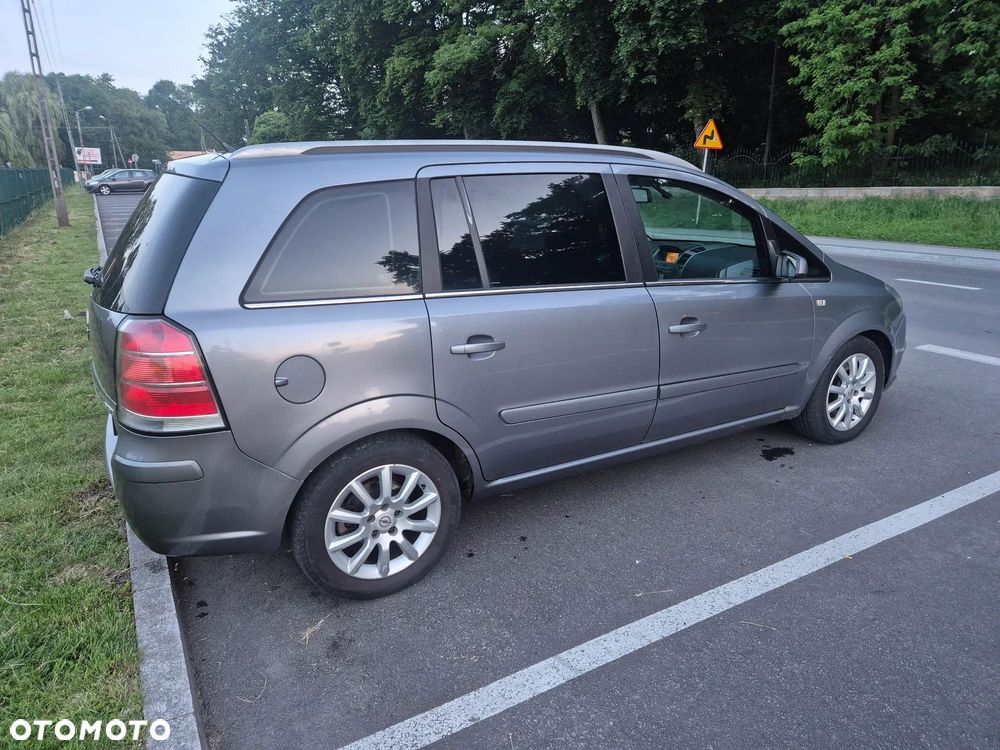 Opel Zafira 1.9 CDTI Elegance - 9