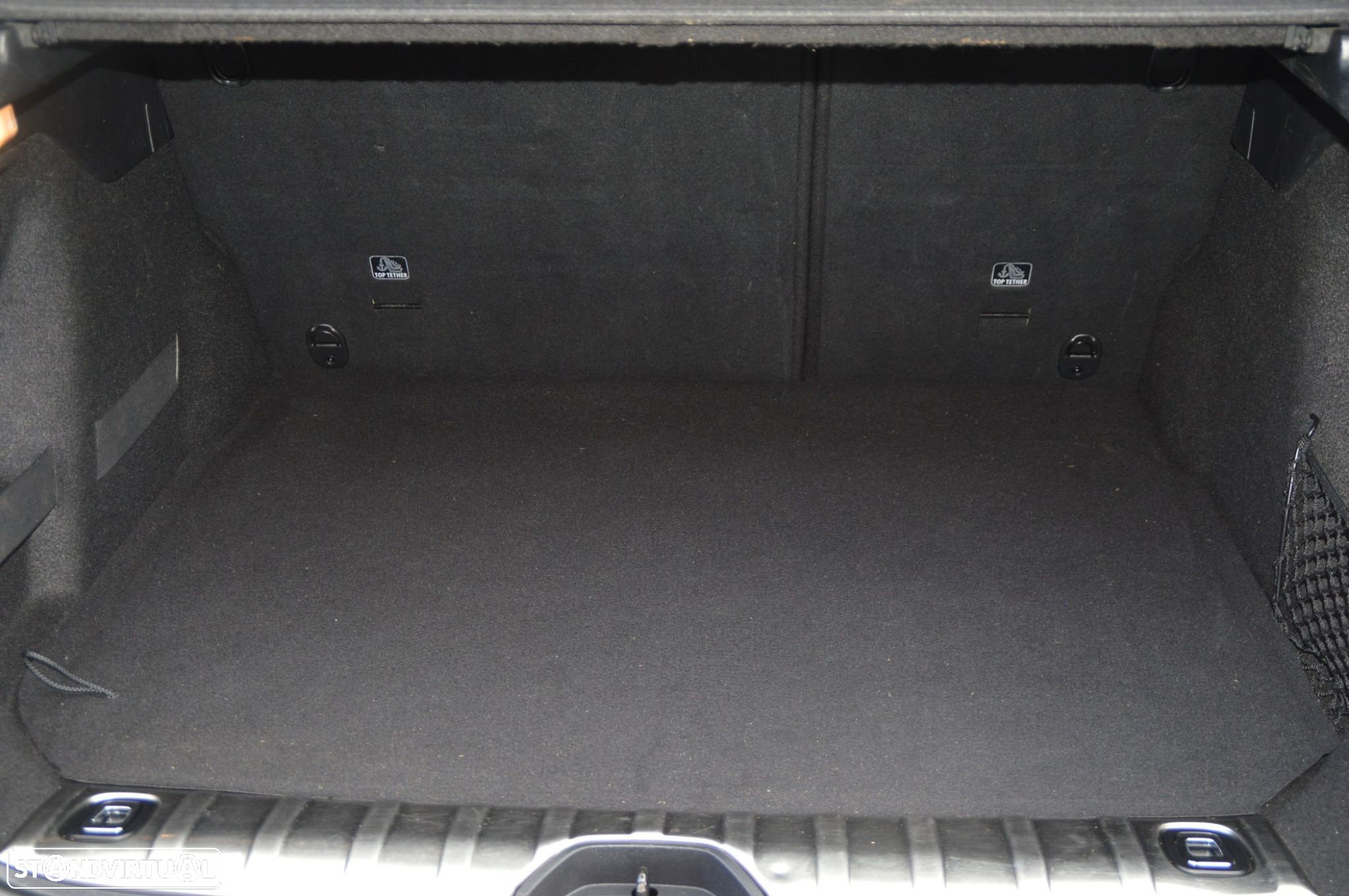 Peugeot 2008 1.2 PureTech Allure - 20