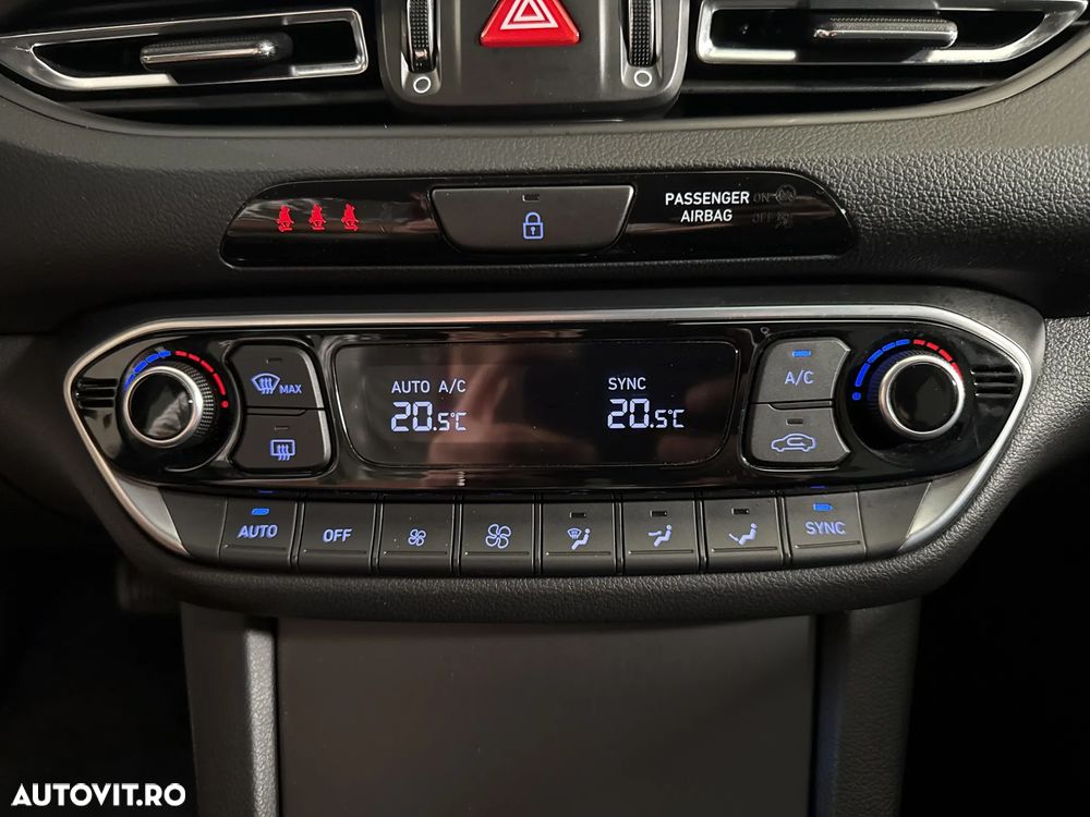Hyundai i30 - 19