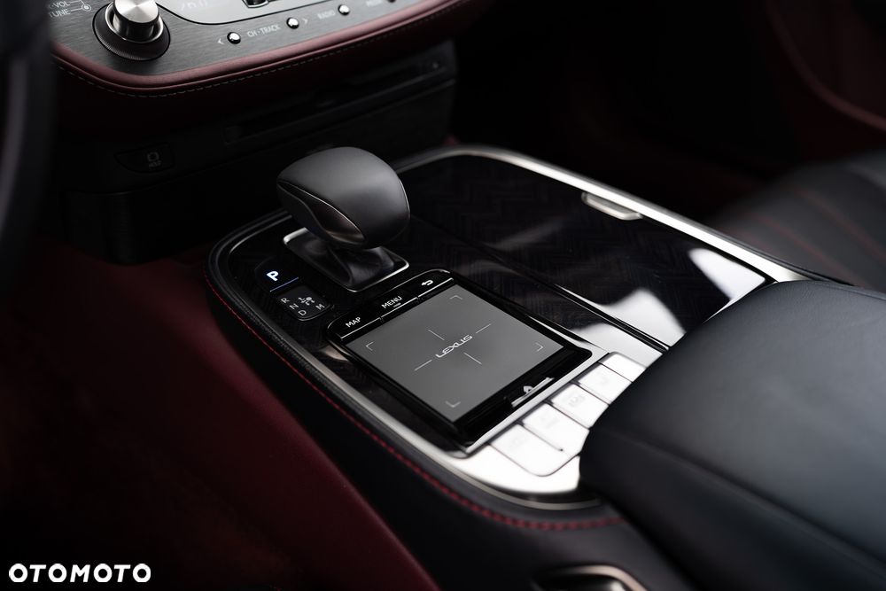 Lexus LS 500h Omotenashi AWD - 28