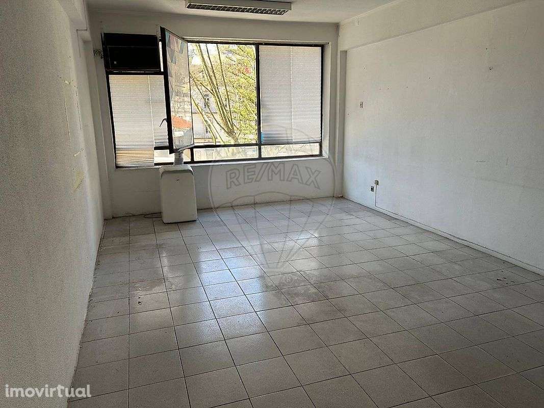 Loja  para arrendamento - Grande imagem: 5/7