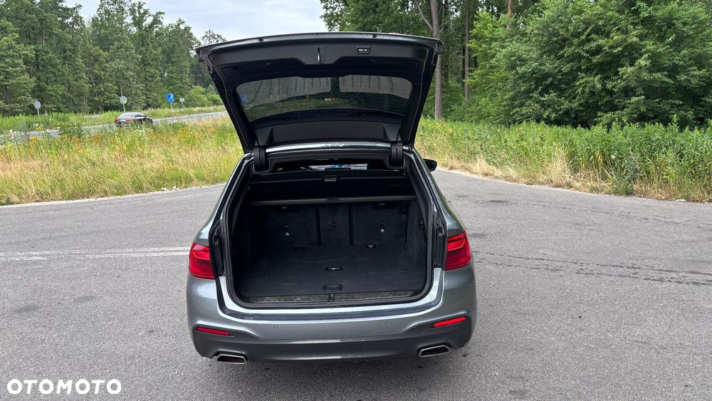 BMW Seria 5 520d xDrive M Sport sport - 10