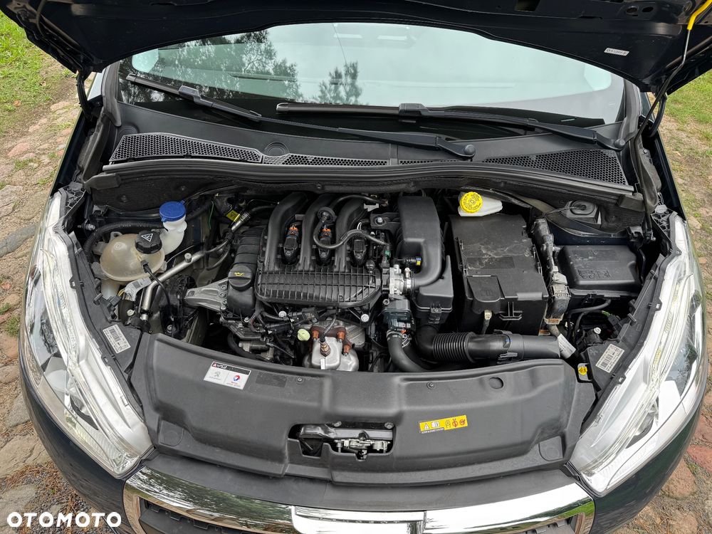 Peugeot 208 PureTech 82 Stop & Start Signature - 33