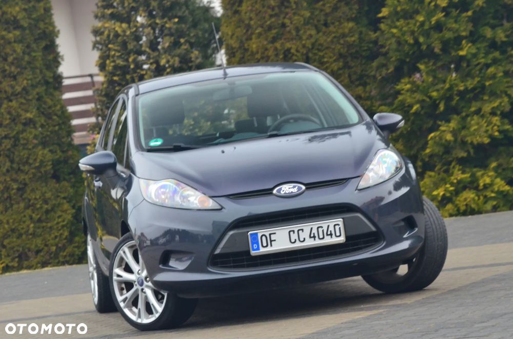 Ford Fiesta 1.25 Ambiente - 2