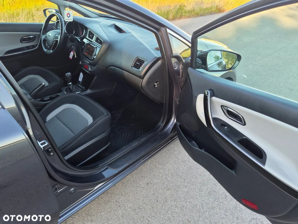 Kia Ceed 1.6 CRDi XL - 14