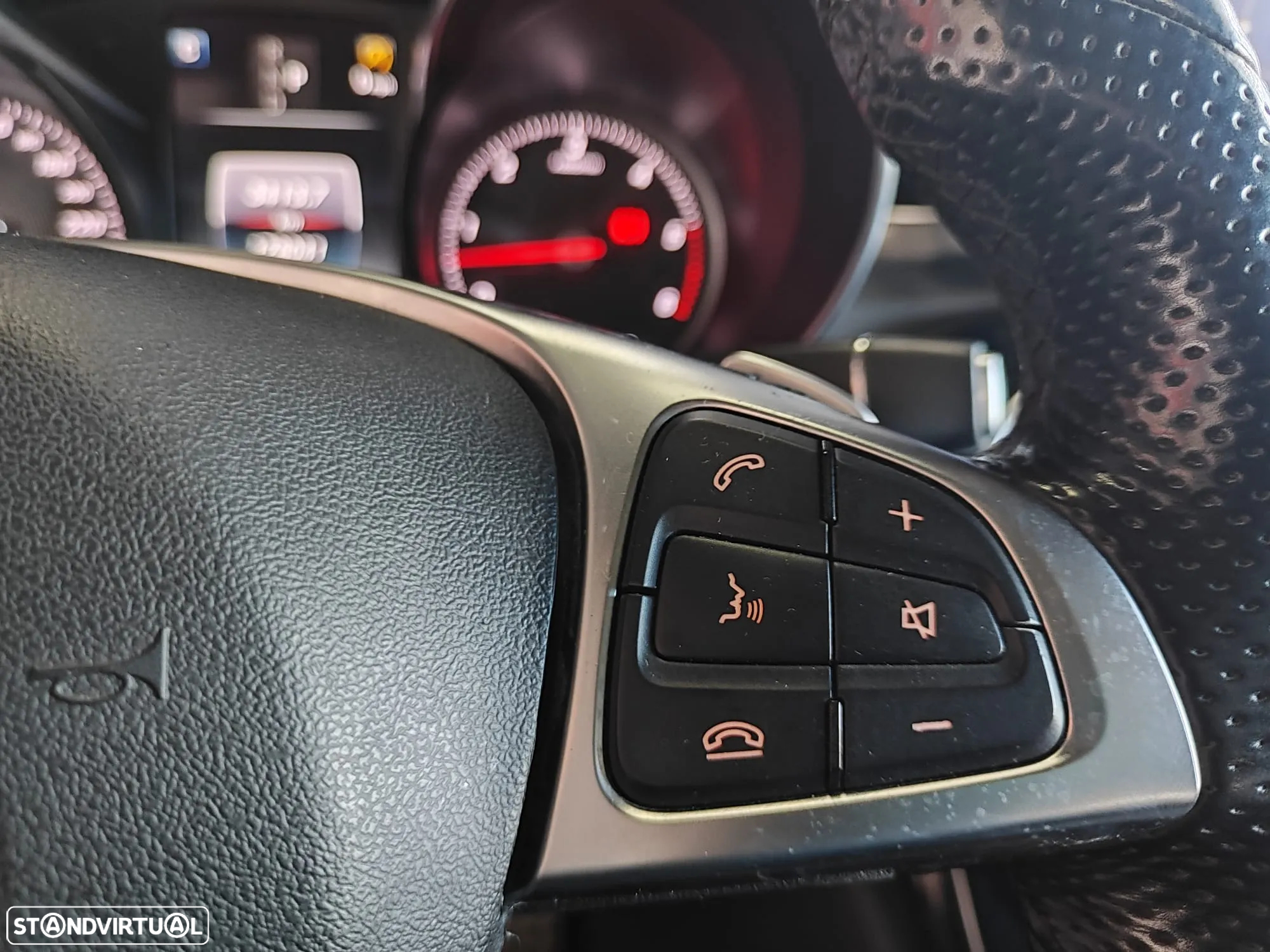 Mercedes-Benz GLC 220 d 4Matic 9G-TRONIC AMG Line - 29