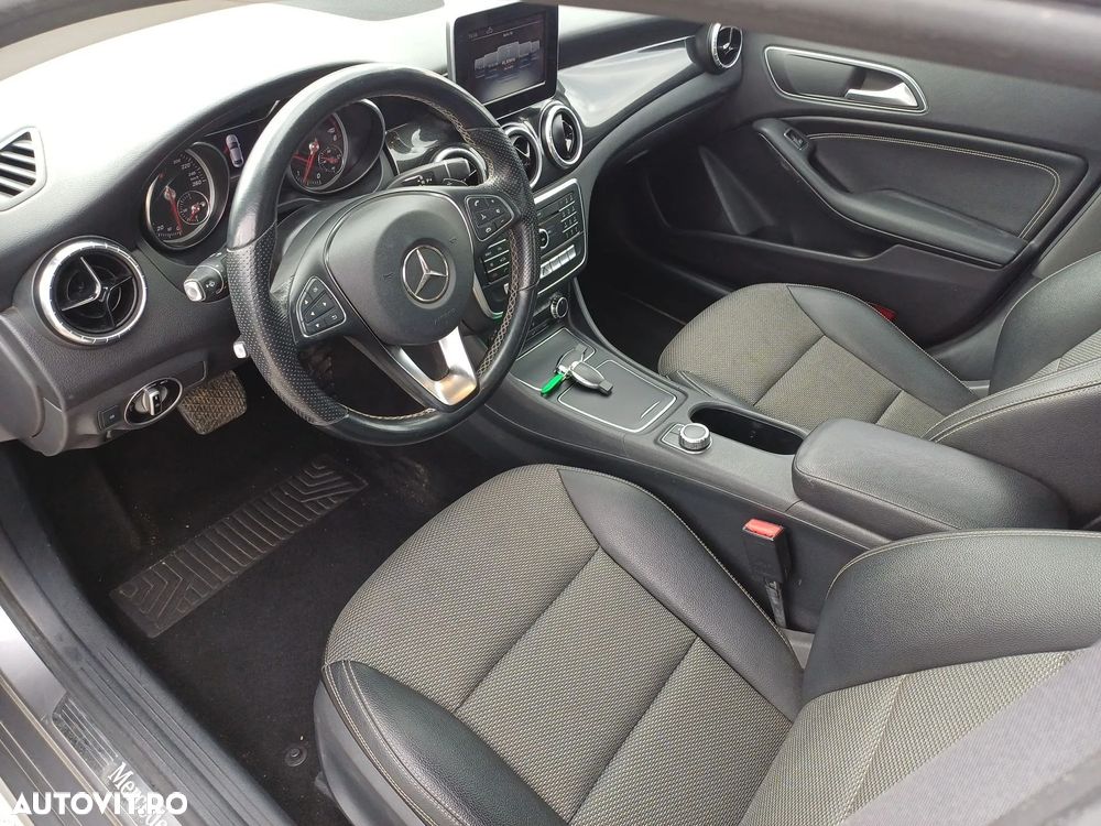 Mercedes-Benz CLA 200 - 11