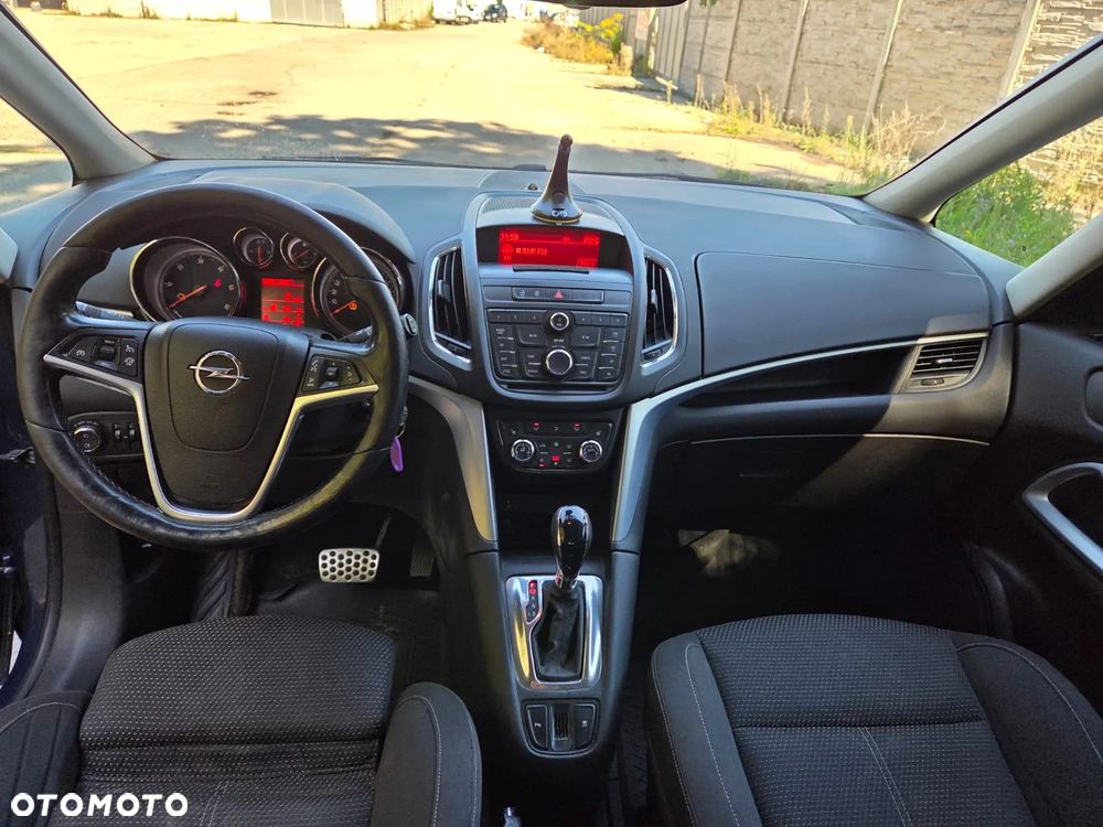 Opel Zafira - 18