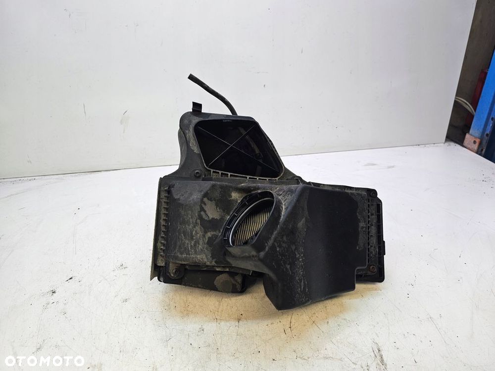 OBUDOWA FILTRA POWIETRZA AUDI A4 B8 A5 8K0133835BH - 3
