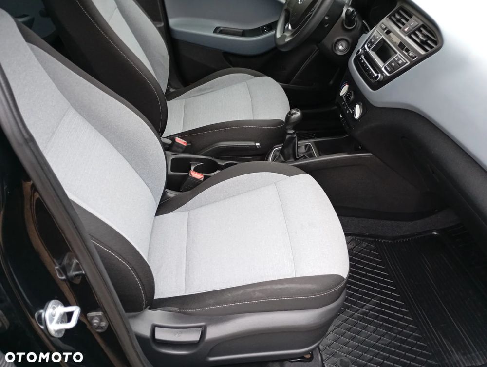 Hyundai i20 1.2 - 16