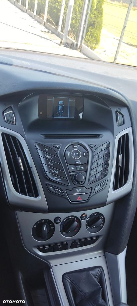 Ford Focus 1.0 EcoBoost Start-Stopp-System Ambiente - 16