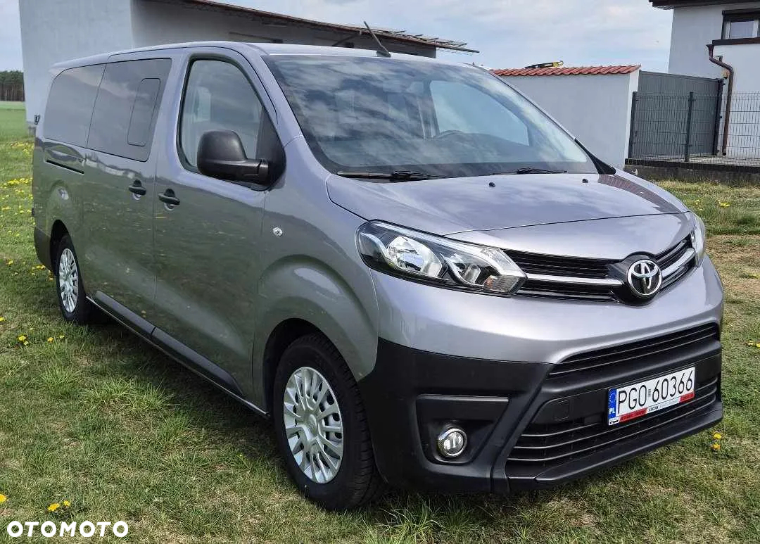 Toyota ProAce Kombi 2.0 D-4D Long 2,8t - 2