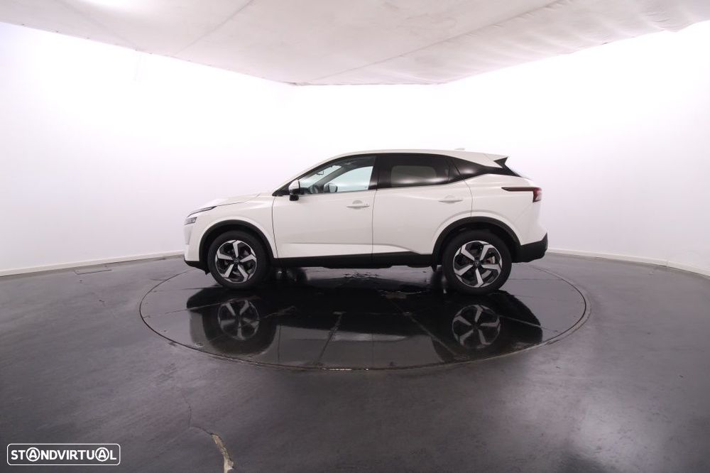 Nissan Qashqai 1.3 DIG-T N-Connecta LED Xtronic - 4