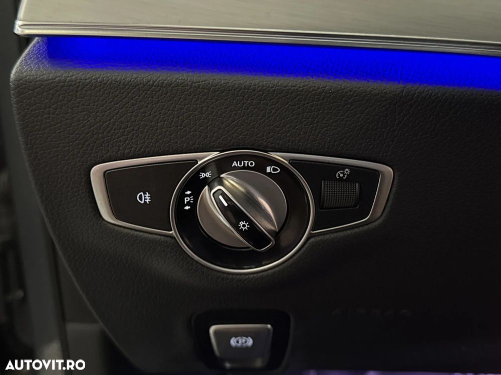 Mercedes-Benz E - 16