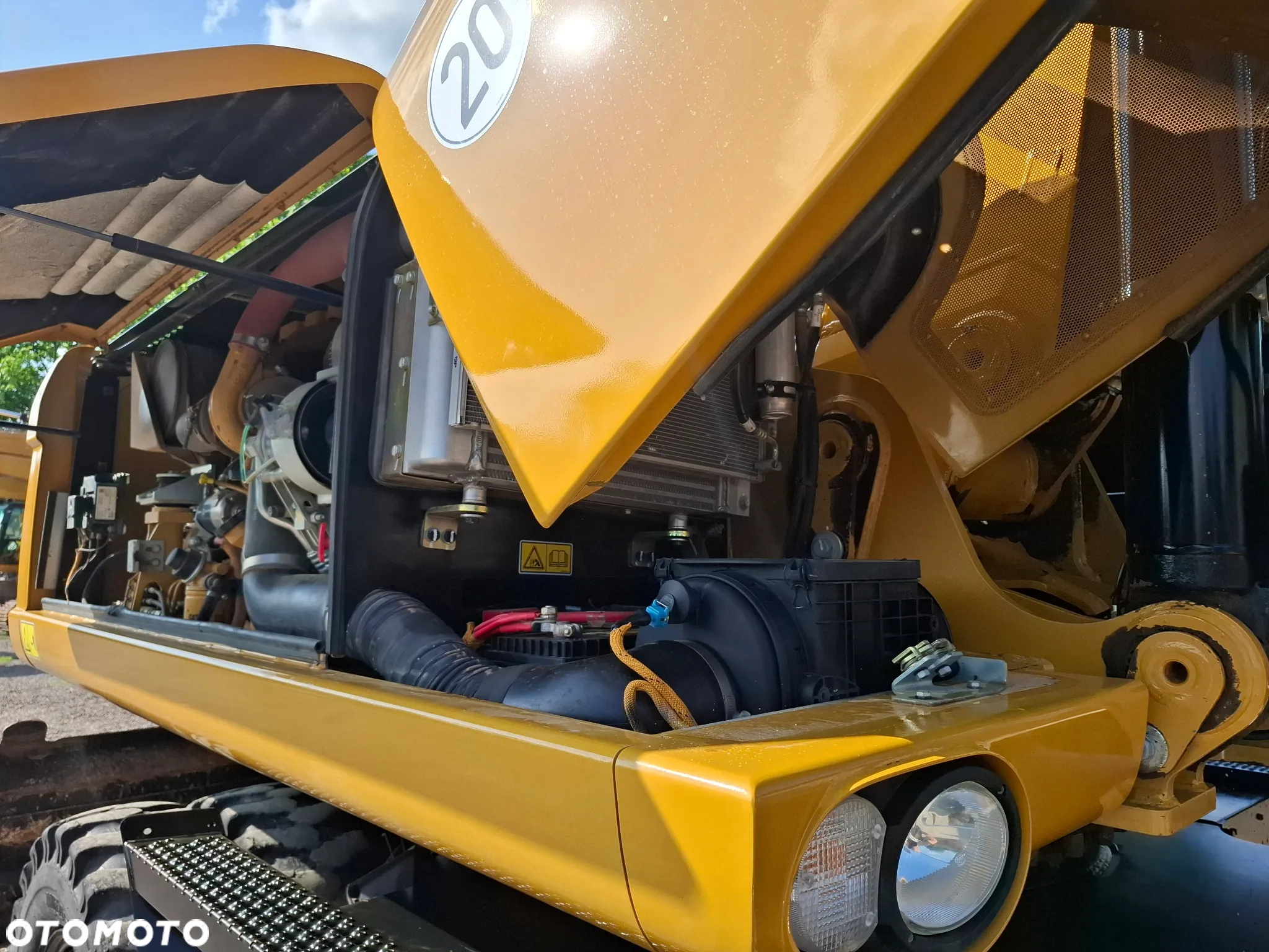 Caterpillar CAT M 318 D - 17