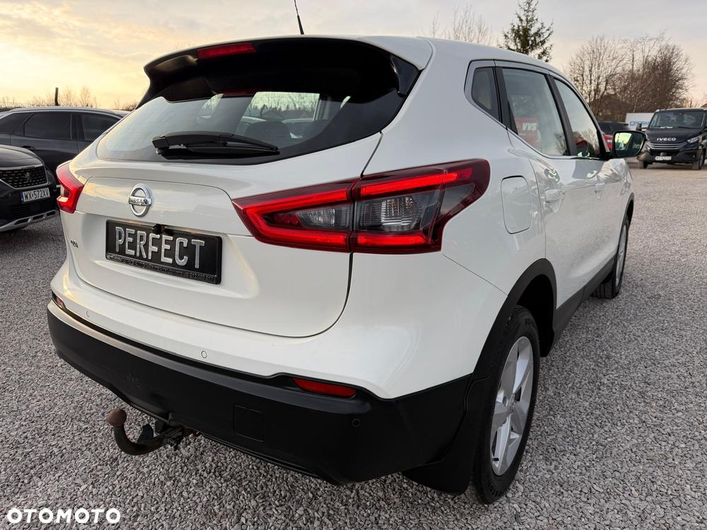 Nissan Qashqai 1.6 DCi 4x4 N-Connecta EU6 - 12