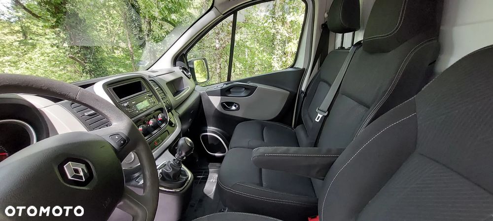 Renault Trafic - 30
