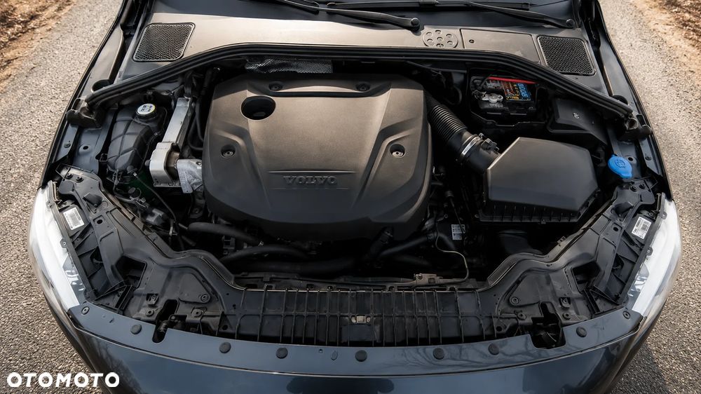 Volvo V60 D3 Drive-E Kinetic - 4
