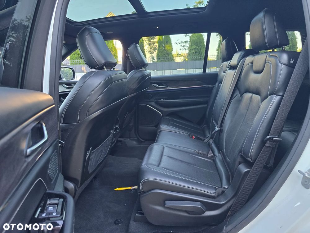 Jeep Grand Cherokee 3.6 V6 Overland - 23